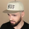 HUF Casquette Arch Logo Snapback Cream -Headict casquette arch logo snapback cream