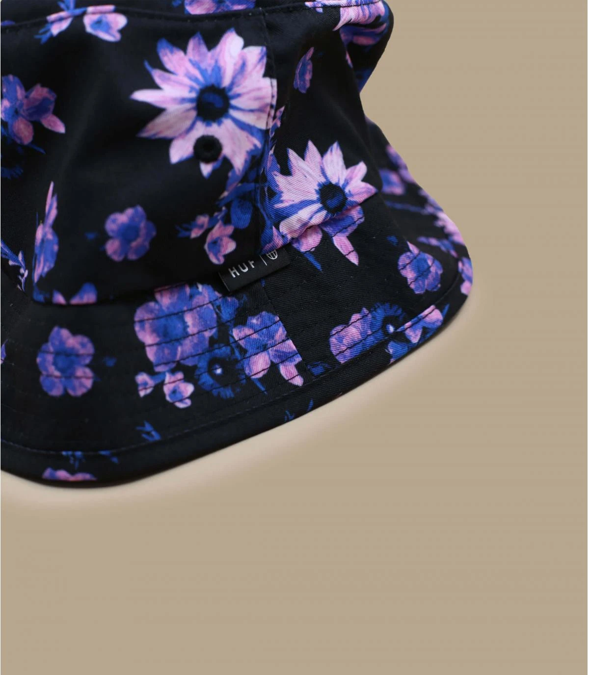 HUF Dazy Bucket Black 5 HUF Dazy Bucket Black – Image 3