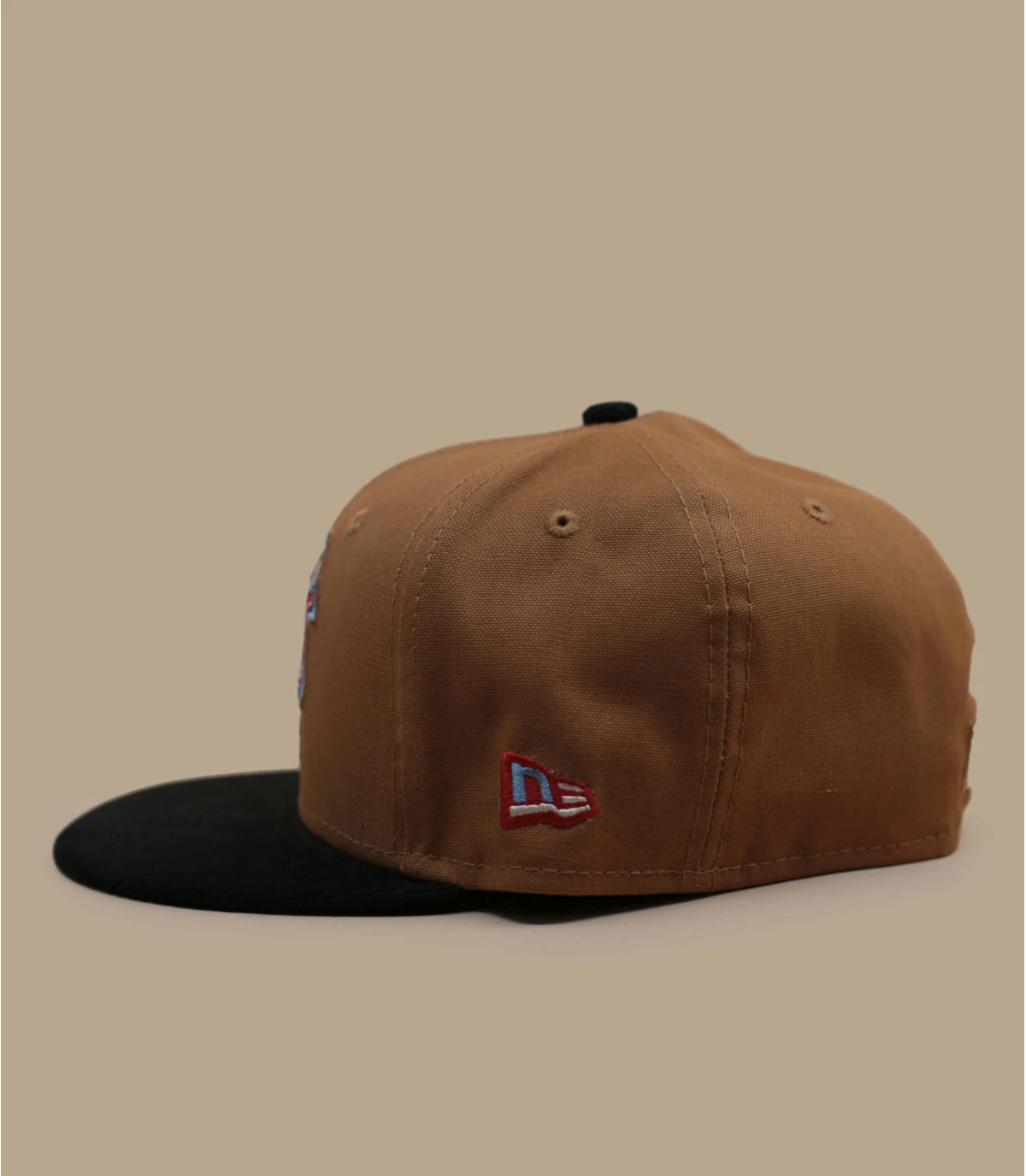 NEW ERA Side Patch 59Fifty Anaheim Angels Bronze Black Corduroy 5 NEW ERA Side Patch 59Fifty Anaheim Angels Bronze Black Corduroy – Image 3