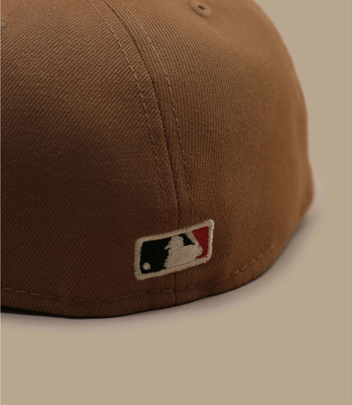 NEW ERA Side Patch 59Fifty Houston Astros Bronze Black Corduroy 7 NEW ERA Side Patch 59Fifty Houston Astros Bronze Black Corduroy – Image 5