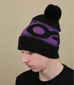 Headict 33 Oakley Wanderlust Pom Beanie Blackout